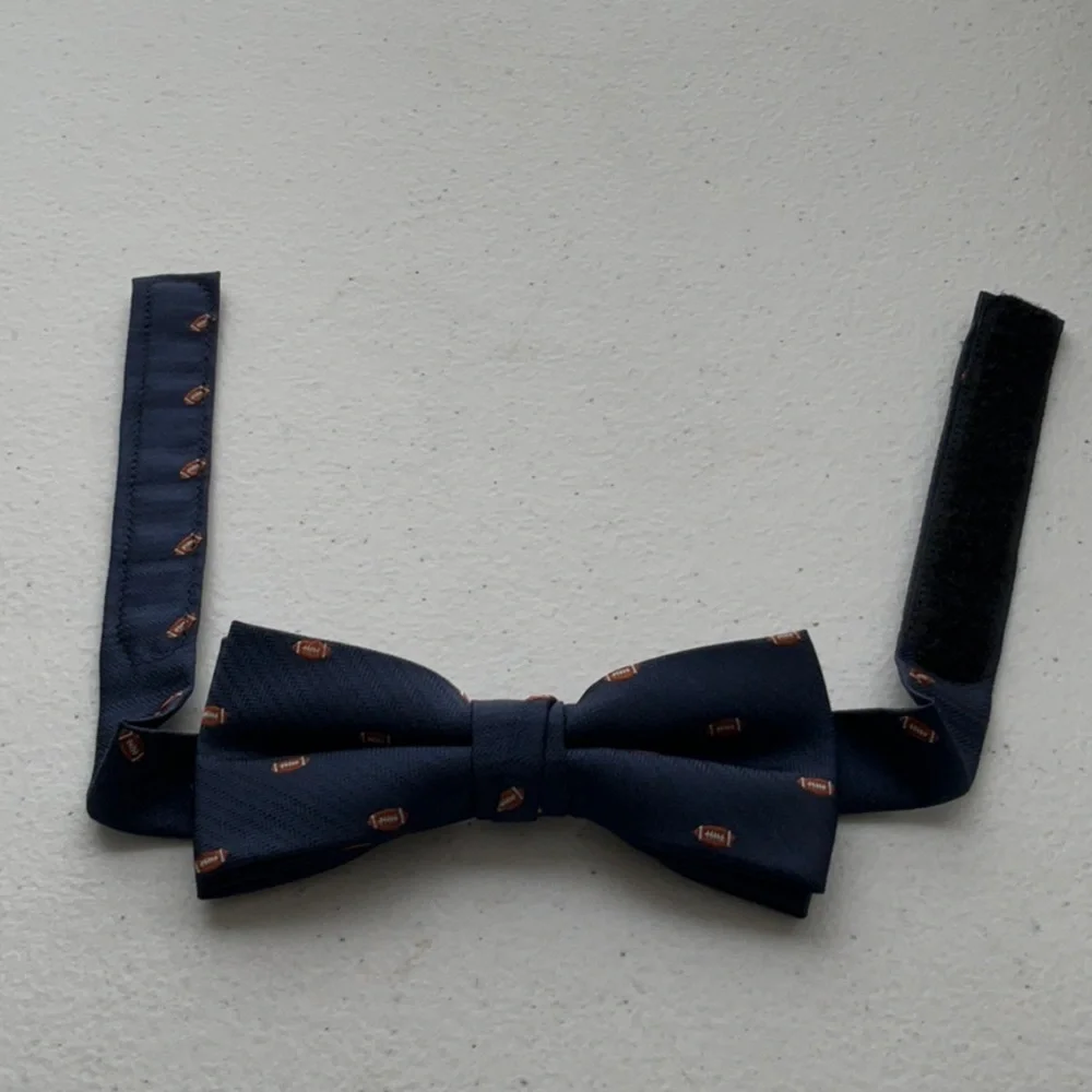 🌺final price -Classic Club Boys Bow Tie
